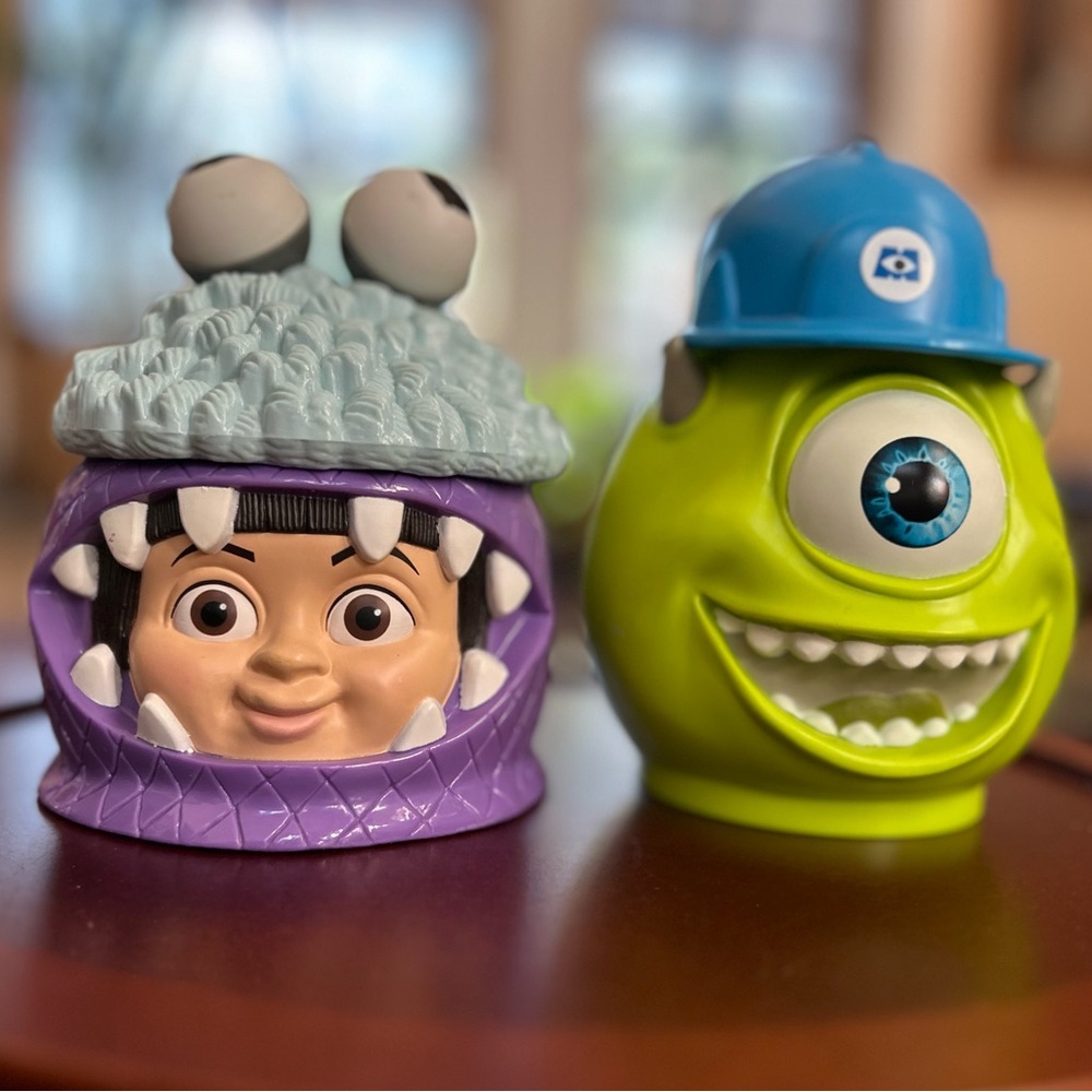 Disney on Ice Boo & Mike Collectible Cups with Cover | Monsters Inc Set!
👁️👧💚💜
